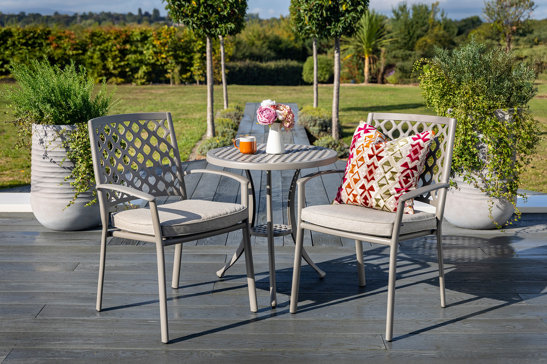 Avebury Bistro Set